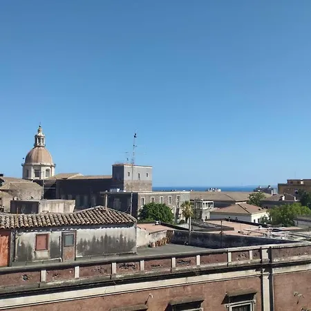 Apartment Benedettini House Catania